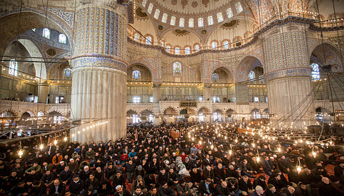 زبان و مذهب مردم استانبول